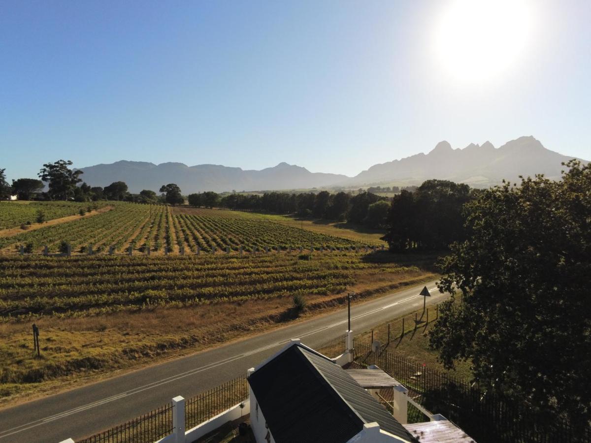 Raithby Winelands Historical Cottage Exterior photo